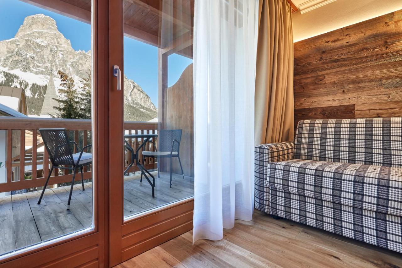 Hotel Marmolada Corvara In Badia Exterior foto